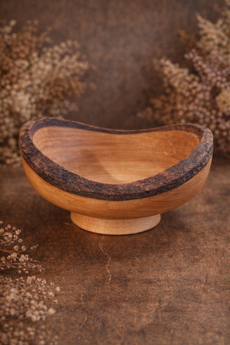 Bol / Vide-poche en cerisier avec écorce – Pièce de caractère