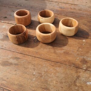 rond de serviette en cerisier – pièce unique